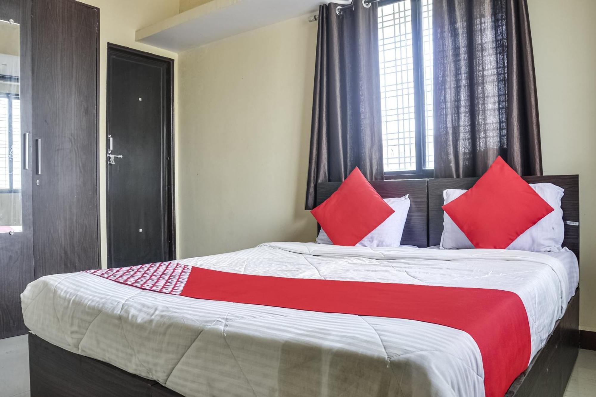 נאגפור Hotel O Infinity Inn מראה חיצוני תמונה