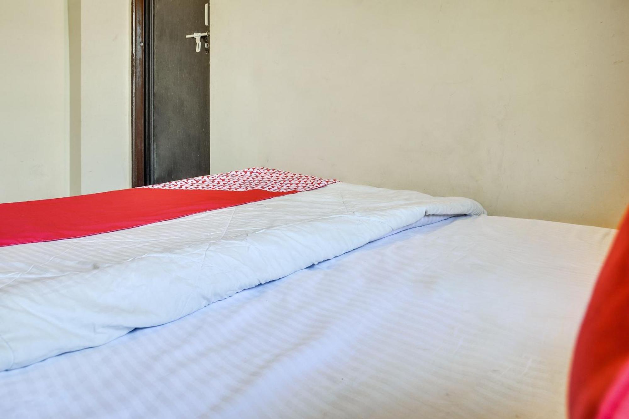 נאגפור Hotel O Infinity Inn מראה חיצוני תמונה
