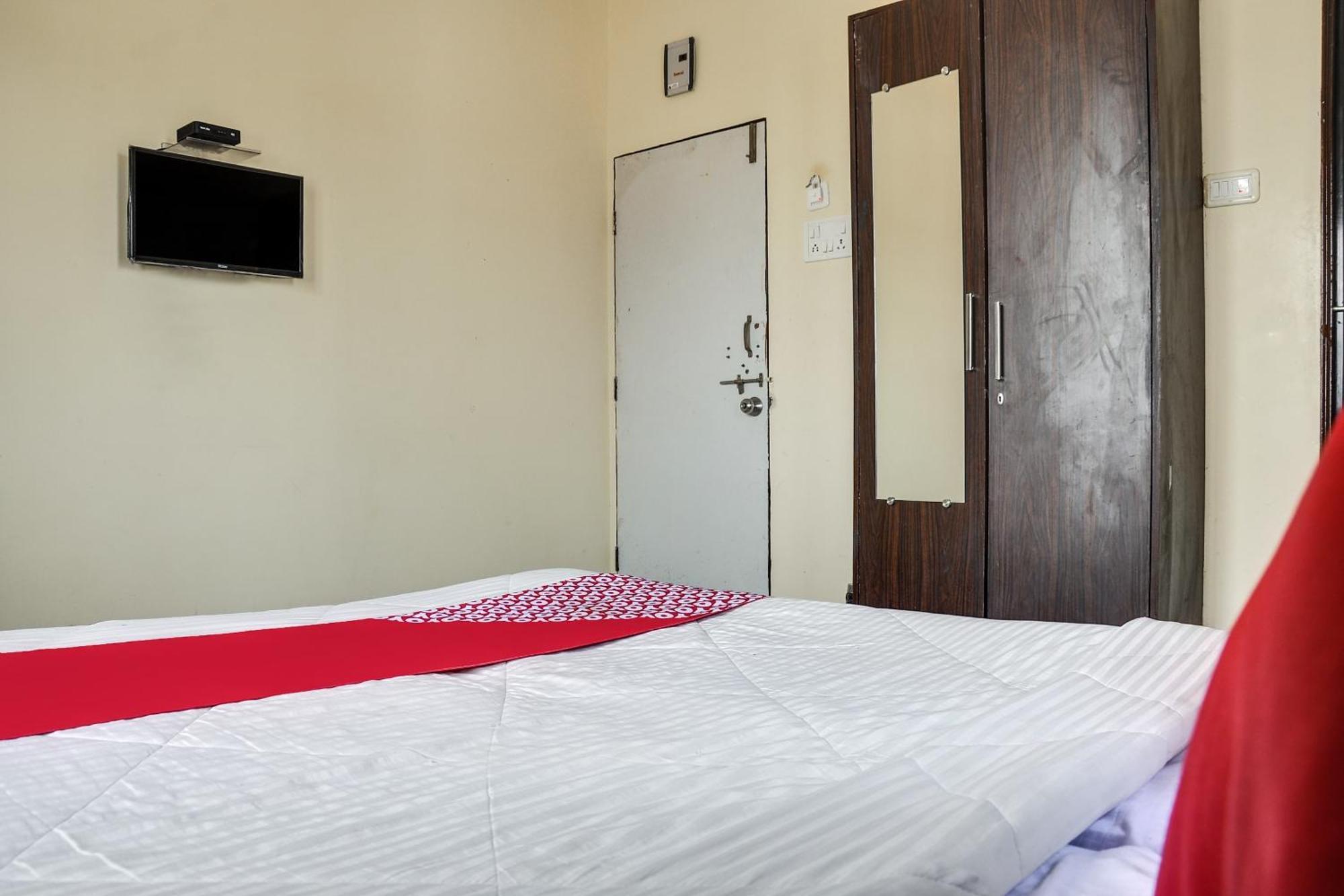 נאגפור Hotel O Infinity Inn מראה חיצוני תמונה